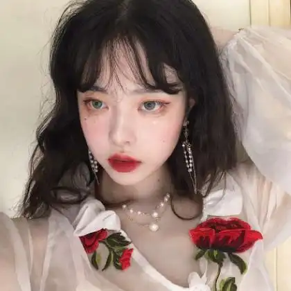 最新头像女生霸气,感情还是生活都比较社会的