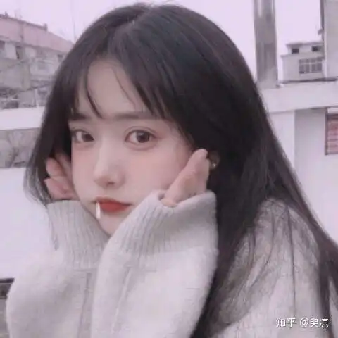 仙系女生头像不露脸白边