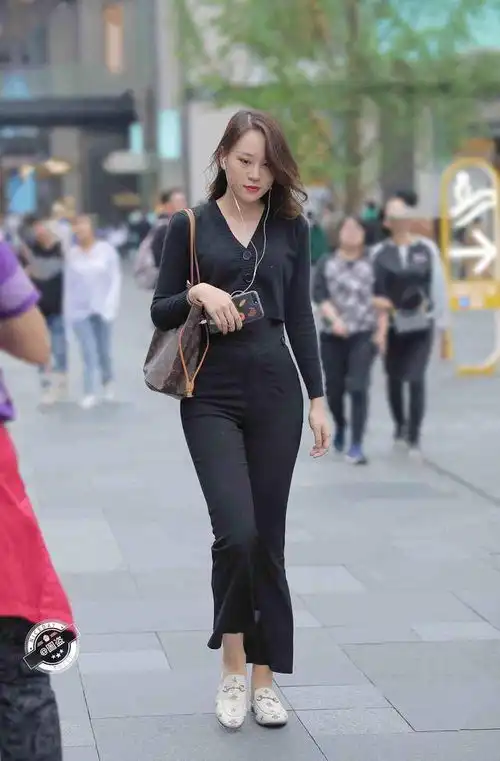 黑色系闺蜜头像女黑色系壁纸