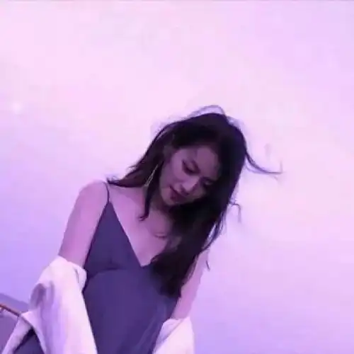 紫色系头像是仙女的颜色呀