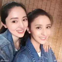 双胞胎姐妹董璇佟丽娅又同框撞脸又撞衫