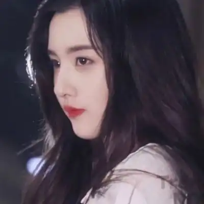 侧面头像女生漂亮长发半侧面女生头像图片