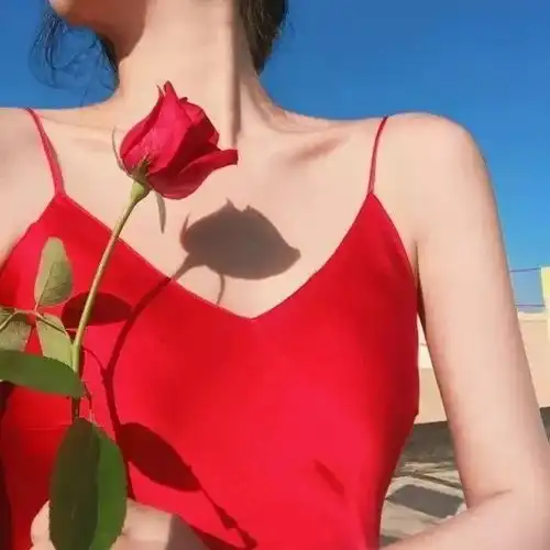 女生头像红色系韩版头像