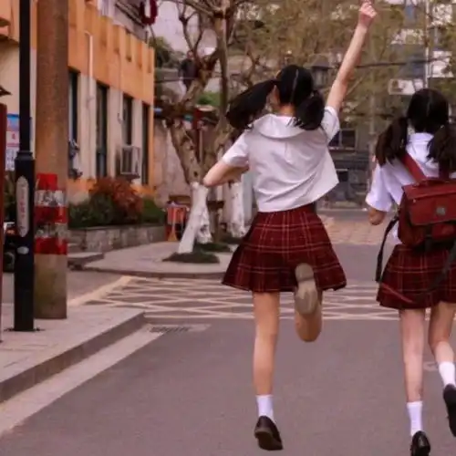 超好看的闺蜜头像快乐加倍进来拿图