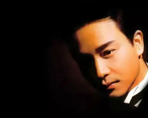 微信头像你们强烈推荐寻找的哥哥,张国荣