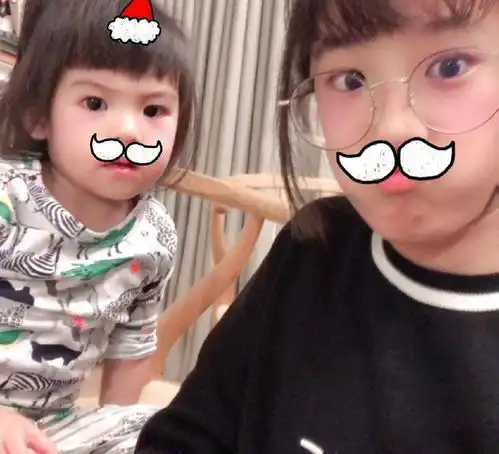 波妞会说话了咘咘想要心爱玩具,贾静雯讲话,姐妹二人全部跑神