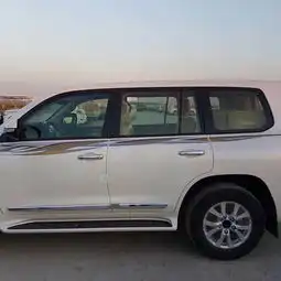 兰德酷路泽4600中东版17款陆巡suv裸利