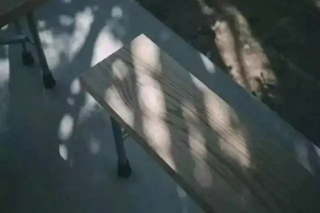 陪你走过的路,洒满了泪水,雅居乐花园