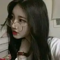 女生戴眼镜侧脸头像真人戴眼镜的女生侧面头像图片