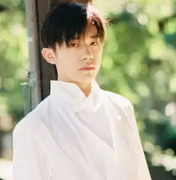 周冬雨新片少年的你,帅气易烊千玺被打,是演技也是付出