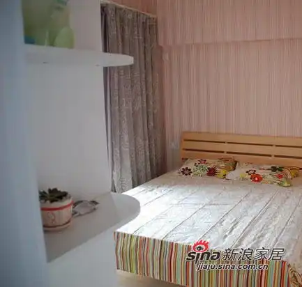 这是次卧,由于很小,只得这么放了_家居秀_新浪装修家居