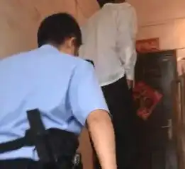 突发襄阳一男子分手后欲跳楼轻生,曾被多人微信拉黑