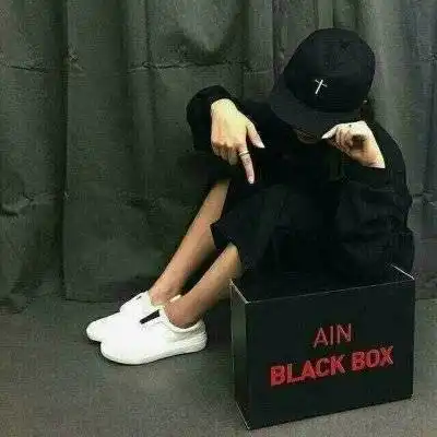 酷女头像霸气不露脸炫酷女生头像霸气十足