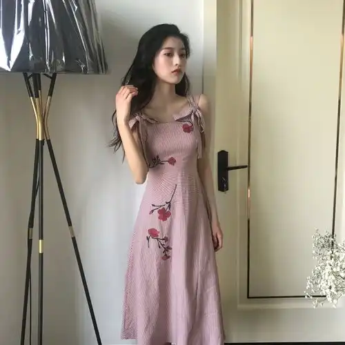 时尚甜美的裙装,青春减龄,上身又仙又美