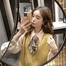 2021年洋气减龄炸街马甲衬衫韩系气质小香风职业两件套装女秋冬季