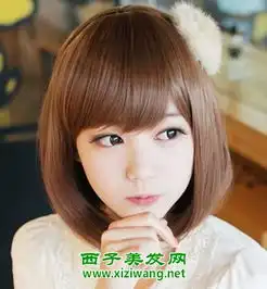 娃娃脸女生波波头发型图片更显可爱迷人
